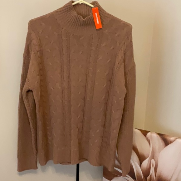 Joe Fresh sweater - Picture 1 of 4